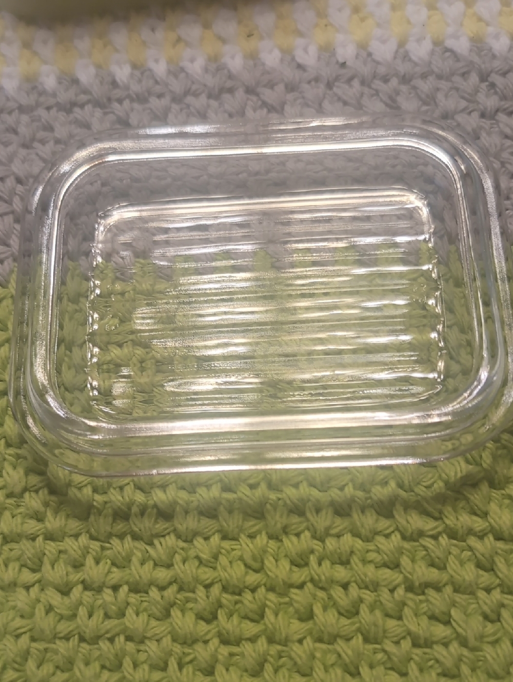 Pyrex Yellow Butter Dish - Picture 4 of 5